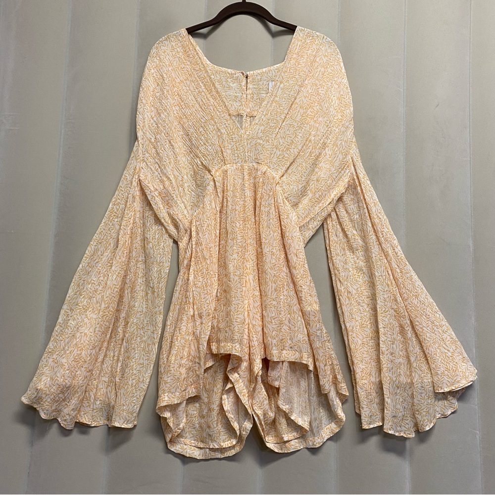 Sabina Musayev Women’s Romper Medium Bell Sleeve Lightweight Fairy Designer